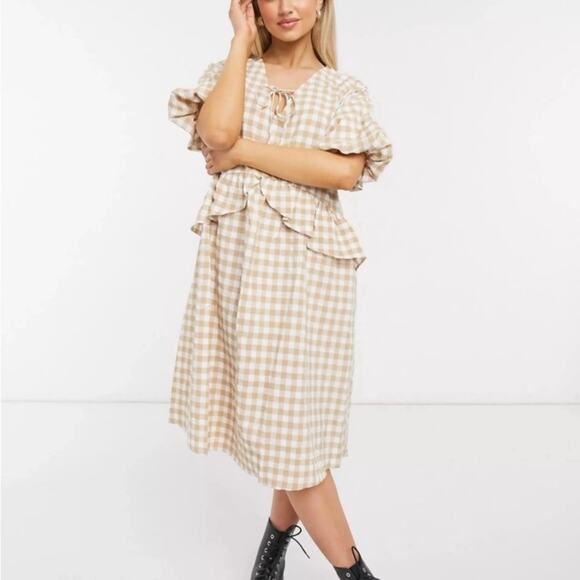 Moon River Gingham Plaid Dress M Tan Puff Sleeve Ruffle Prairie Cottagecore NWT - Picture 1 of 8